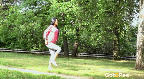 Got 2 Pee invite you to explore a free photos with Lexi Dona in watersport porn